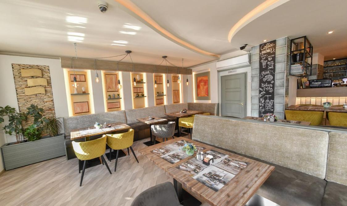 Portre Panzio Hotel Koszeg Exterior photo