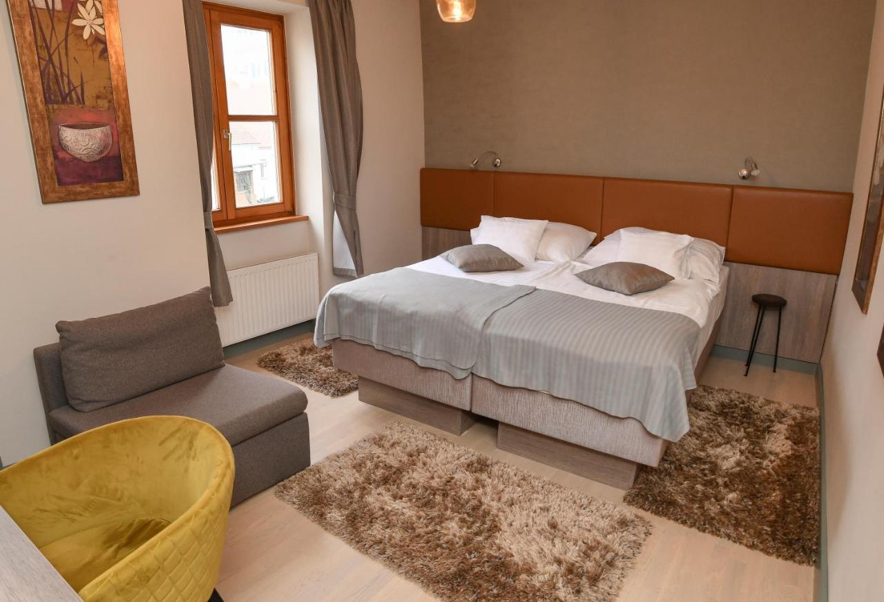 Portre Panzio Hotel Koszeg Exterior photo